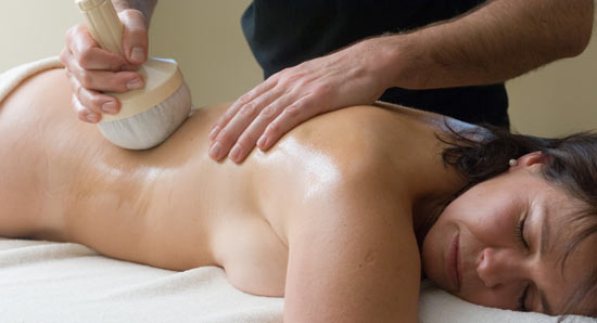 ../data/Kurland/pantai_herbal_body_1.jpg ../data/Kurland/pantai_herbal_body_1.jpg