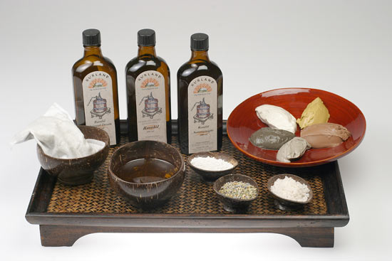 ../data/Kurland/tray_rasuloils.jpg ../data/Kurland/tray_rasuloils.jpg